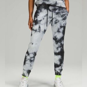 Lululemon Warm Down Jogger *Earth Dye